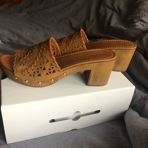 ALDO Deliodien block heel